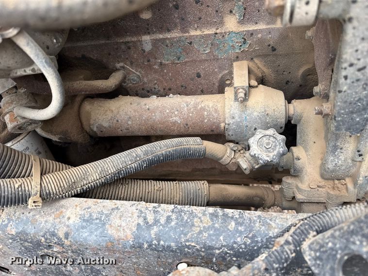 image for item DS6829 2002 International 2554 dump truck