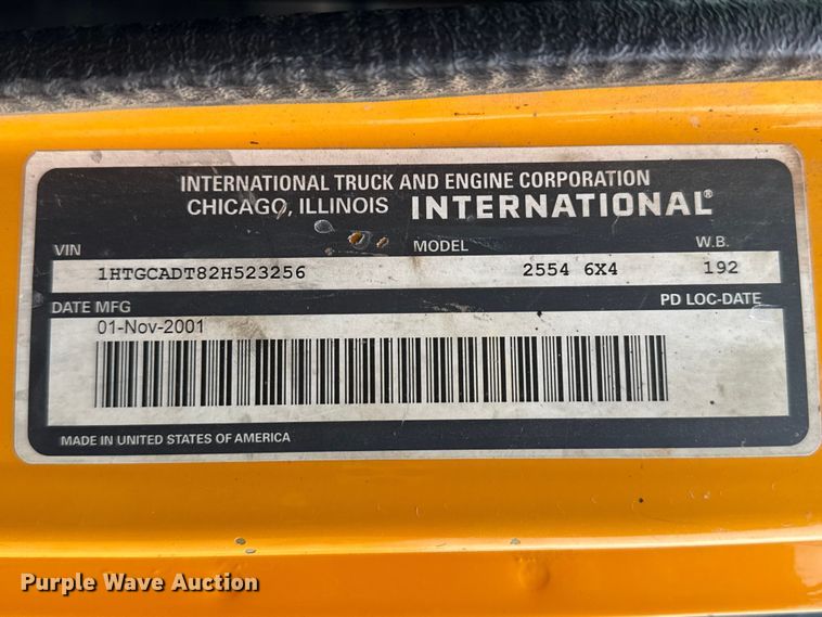 image for item DS6829 2002 International 2554 dump truck