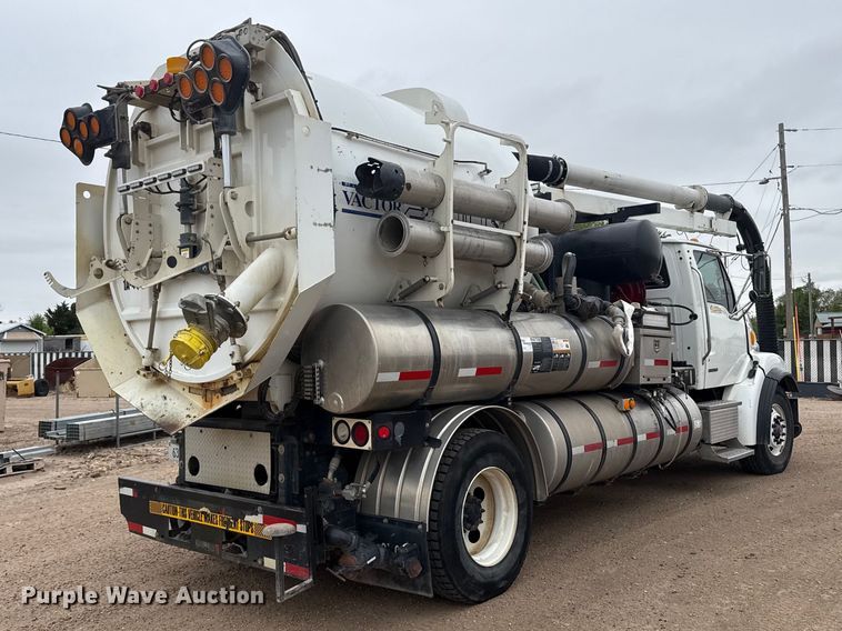 image for item DS6830 2007 Sterling L7500 sewer jetter truck