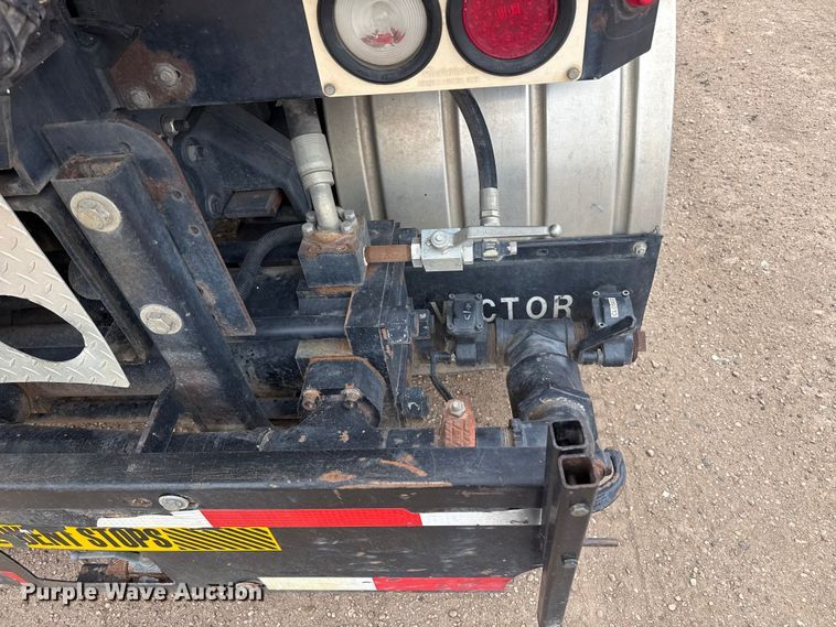 image for item DS6830 2007 Sterling L7500 sewer jetter truck