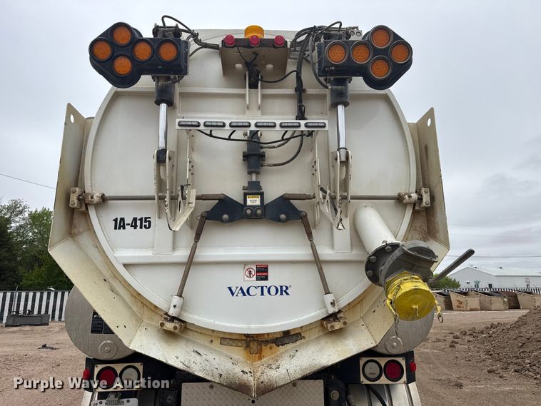 image for item DS6830 2007 Sterling L7500 sewer jetter truck