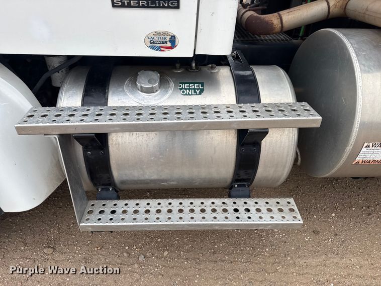 image for item DS6830 2007 Sterling L7500 sewer jetter truck