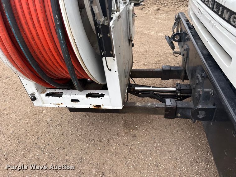 image for item DS6830 2007 Sterling L7500 sewer jetter truck