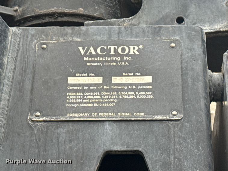 image for item DS6830 2007 Sterling L7500 sewer jetter truck
