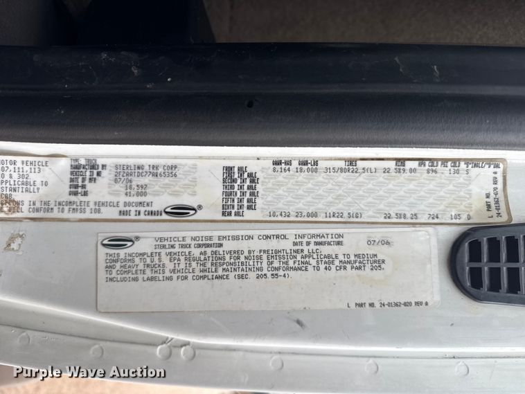 image for item DS6830 2007 Sterling L7500 sewer jetter truck