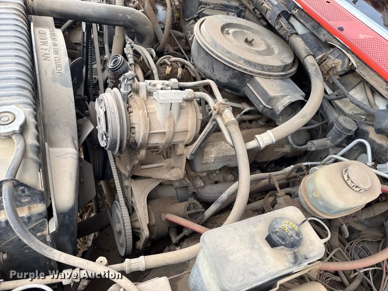 image for item DS6835 1991 Ford F450 Super Duty dump truck
