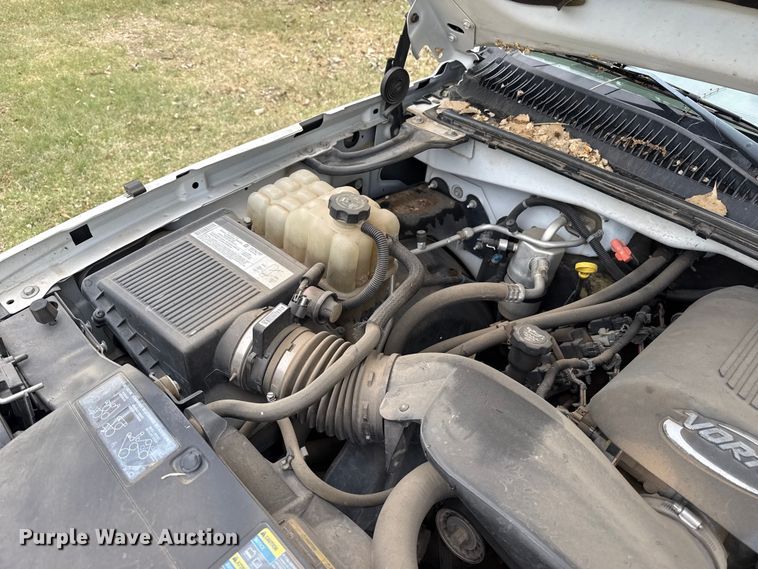 image for item DS6838 2005 Chevrolet Silverado 1500 Crew Cab pickup truck