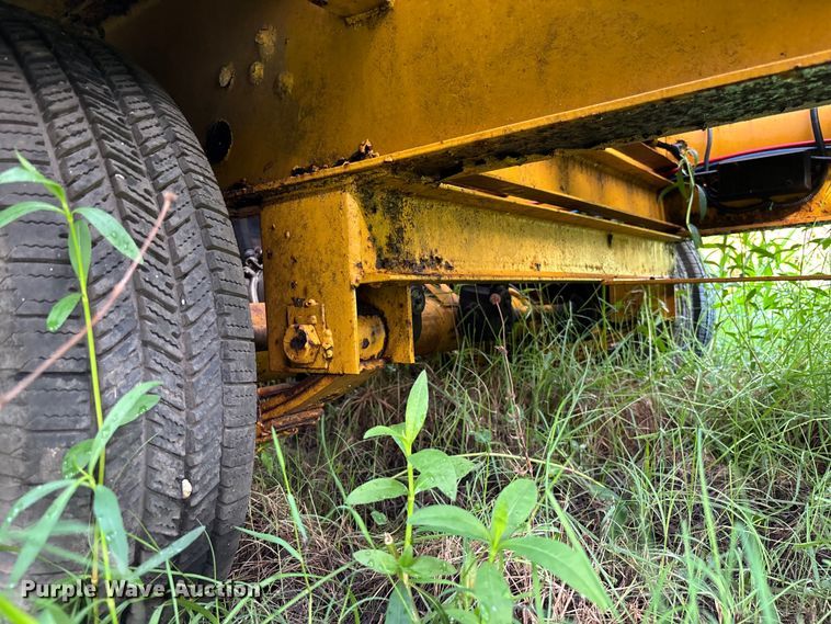 image for item DU6251 2003 Rolls Rite equipment trailer