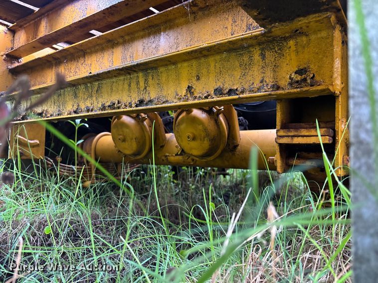 image for item DU6251 2003 Rolls Rite equipment trailer