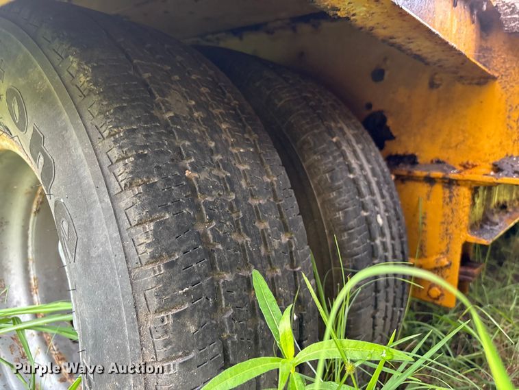 image for item DU6251 2003 Rolls Rite equipment trailer