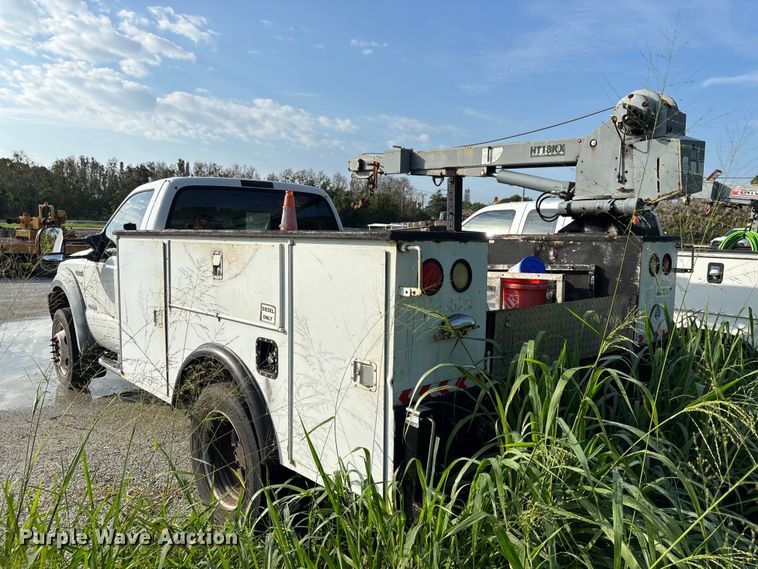 image for item DU6253 2007 Ford F550 utility / service truck