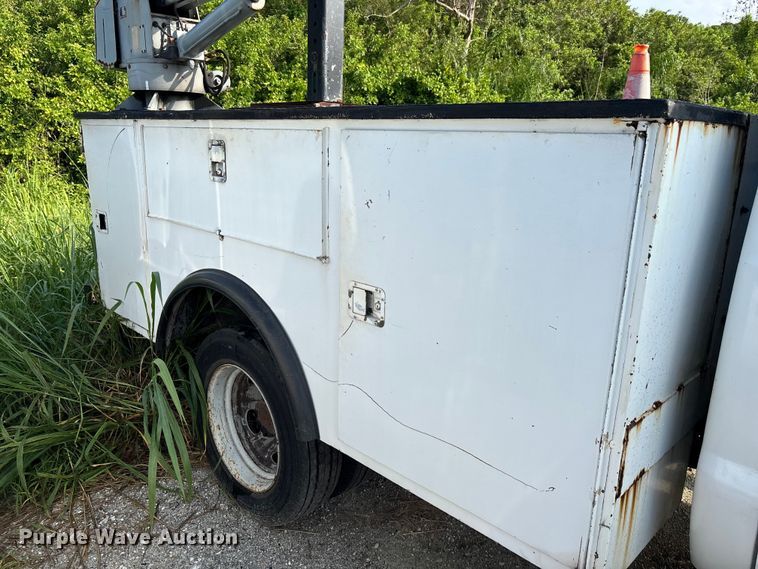 image for item DU6253 2007 Ford F550 utility / service truck