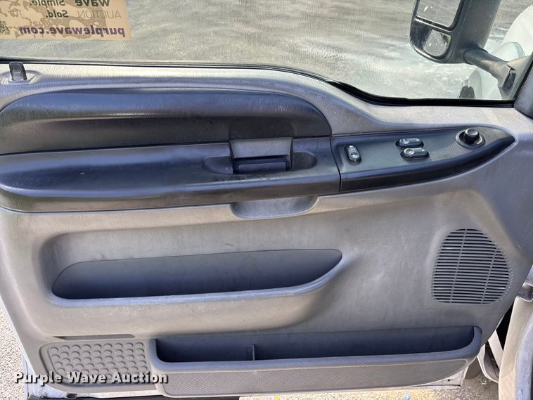 image for item DU6253 2007 Ford F550 utility / service truck