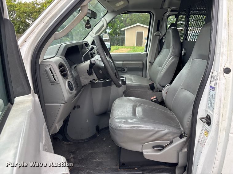 image for item DU6259 2009 Ford E250 van