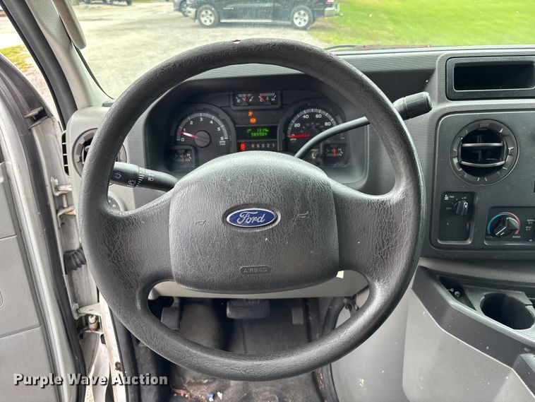 image for item DU6259 2009 Ford E250 van