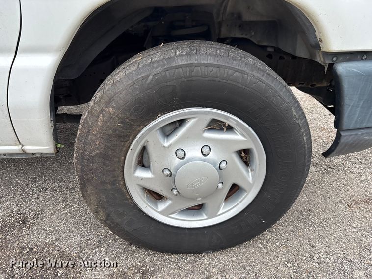 image for item DU6259 2009 Ford E250 van