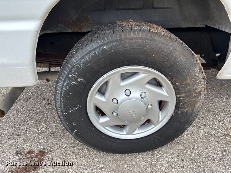 image for item DU6259 2009 Ford E250 van