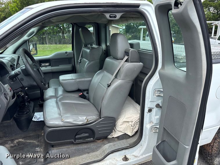 image for item DU6260 2006 Ford F150 pickup truck