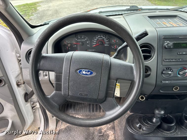 image for item DU6260 2006 Ford F150 pickup truck