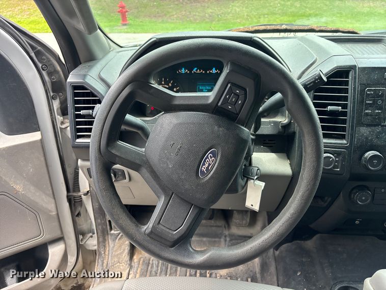 image for item DU6262 2016 Ford F150 Ext. Cab pickup truck