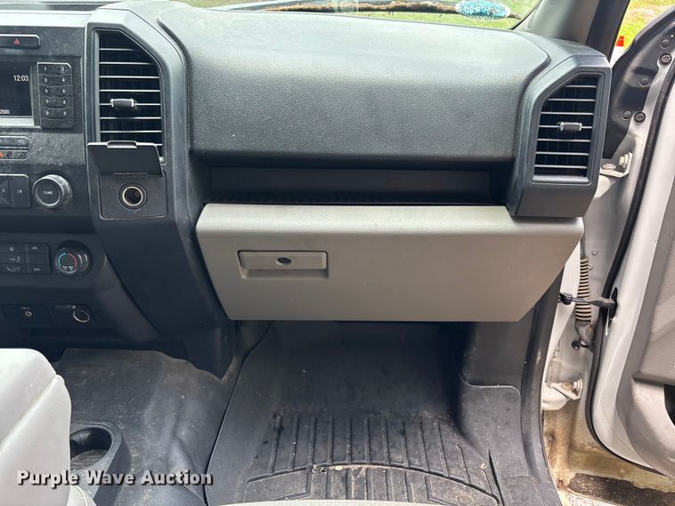 image for item DU6262 2016 Ford F150 Ext. Cab pickup truck