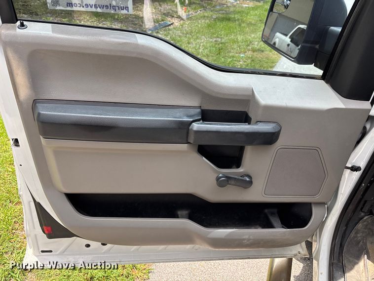 image for item DU6266 2016 Ford F150 Ext. Cab pickup truck