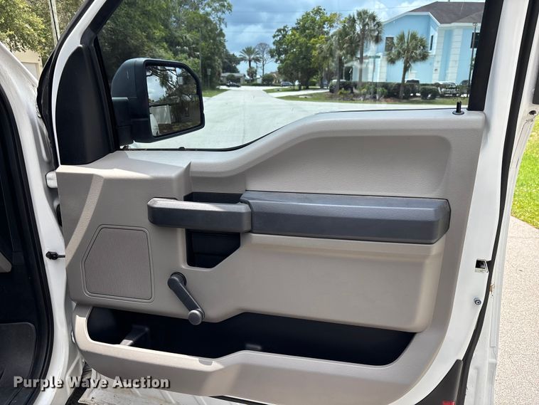 image for item DU6266 2016 Ford F150 Ext. Cab pickup truck