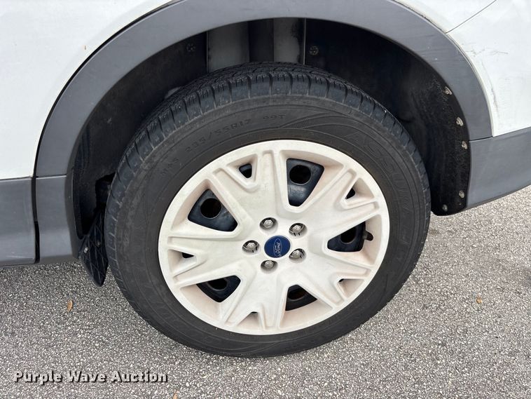 image for item DU6268 2014 Ford Escape SUV
