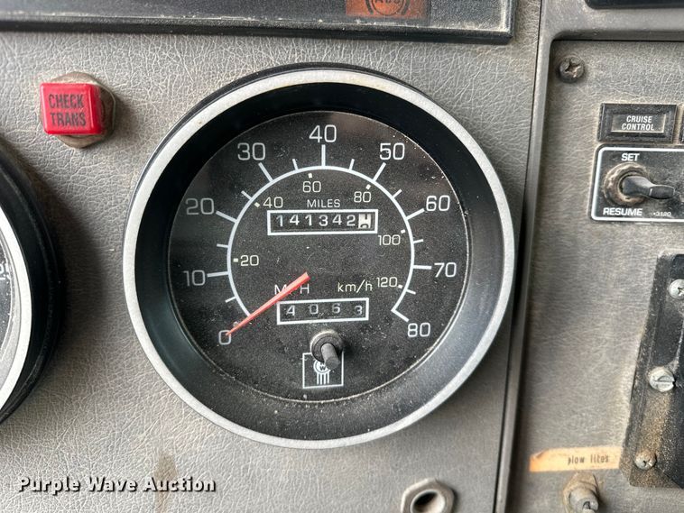 image for item DV0906 2005 Kenworth T300 dump truck