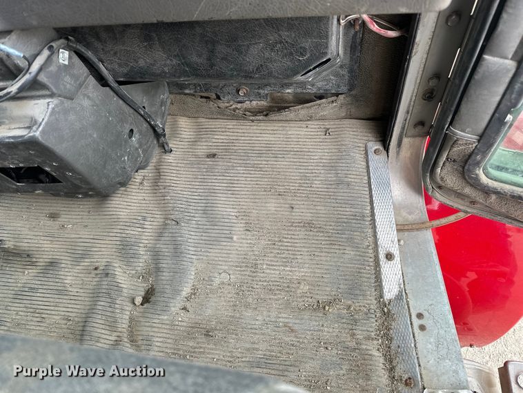 image for item DV0906 2005 Kenworth T300 dump truck