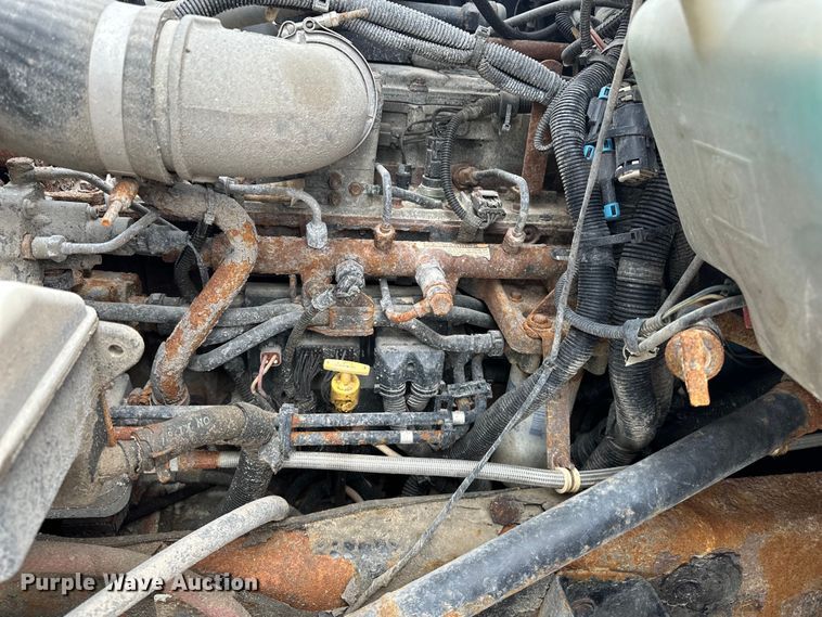 image for item DV0906 2005 Kenworth T300 dump truck