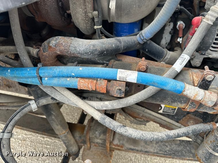 image for item DV0906 2005 Kenworth T300 dump truck