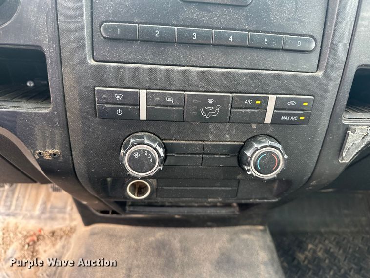 image for item DV0907 2014 Ford F150 XL Ext. Cab pickup truck