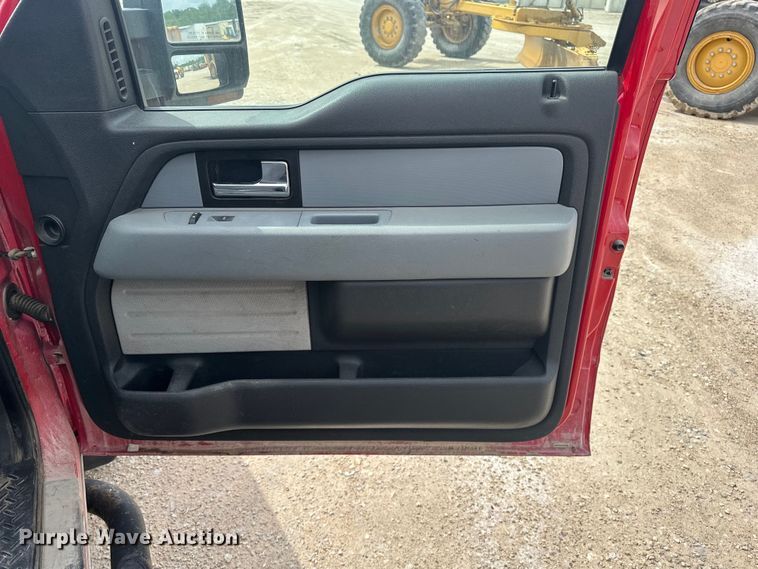 image for item DV0907 2014 Ford F150 XL Ext. Cab pickup truck
