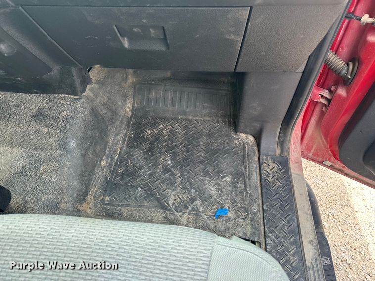 image for item DV0907 2014 Ford F150 XL Ext. Cab pickup truck