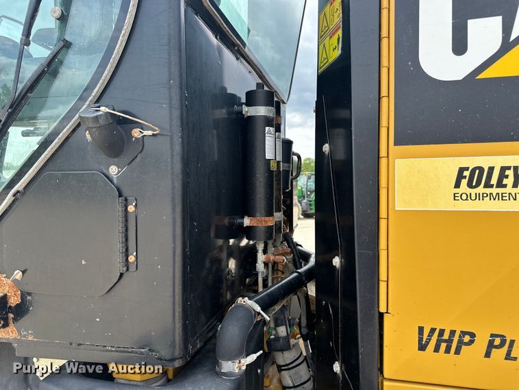 image for item DV0908 2011 Caterpillar 12M VHP Plus motor grader