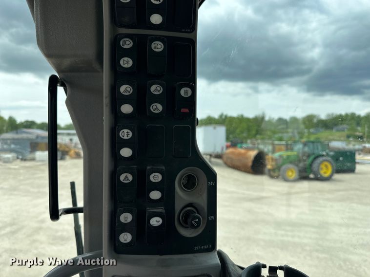 image for item DV0908 2011 Caterpillar 12M VHP Plus motor grader