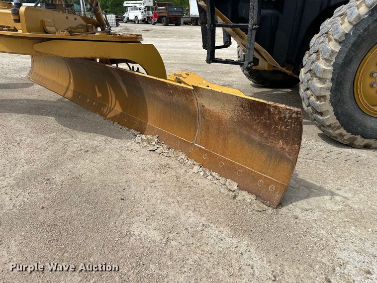 image for item DV0909 2011 Caterpillar 12M VHP Plus motor grader