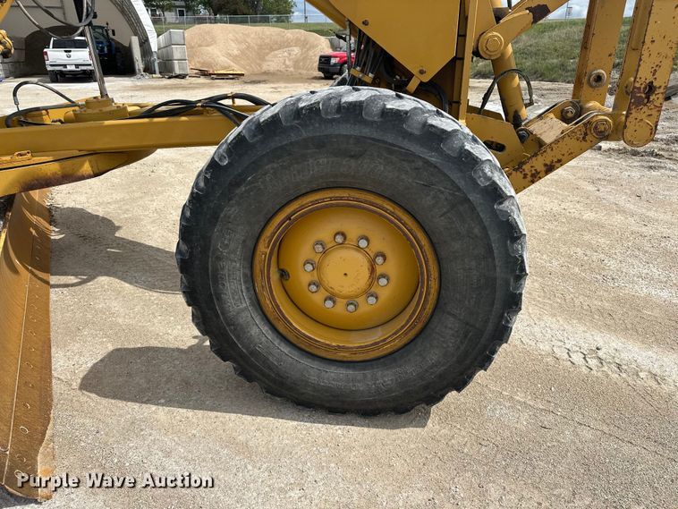 image for item DV0909 2011 Caterpillar 12M VHP Plus motor grader