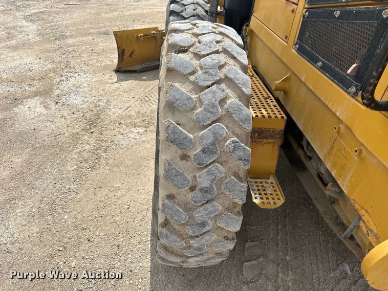 image for item DV0909 2011 Caterpillar 12M VHP Plus motor grader