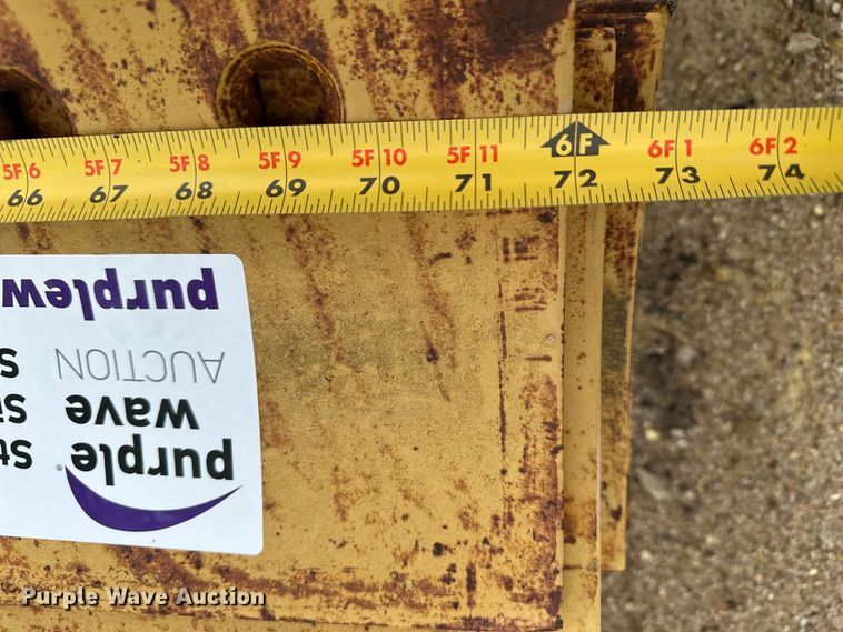 image for item DV0913 Motor grader cutting edges