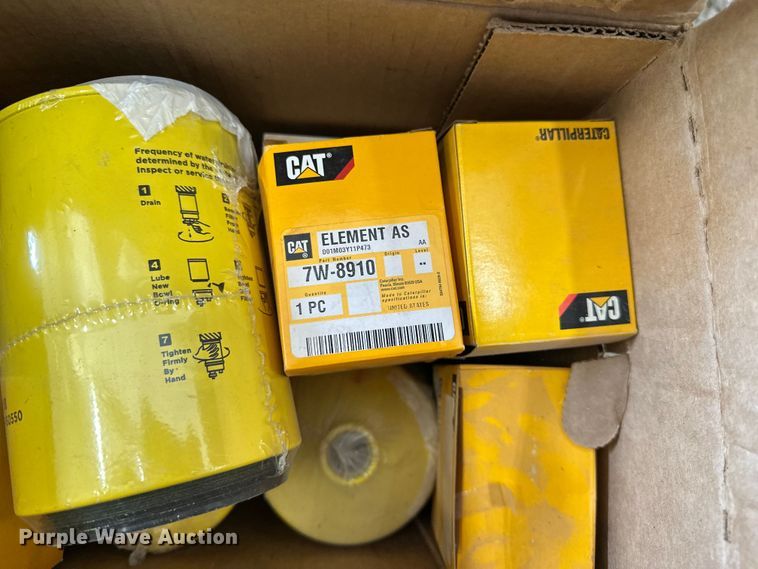 image for item DV0918 Truck parts