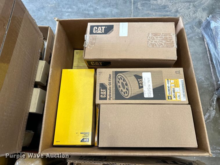 image for item DV0918 Truck parts