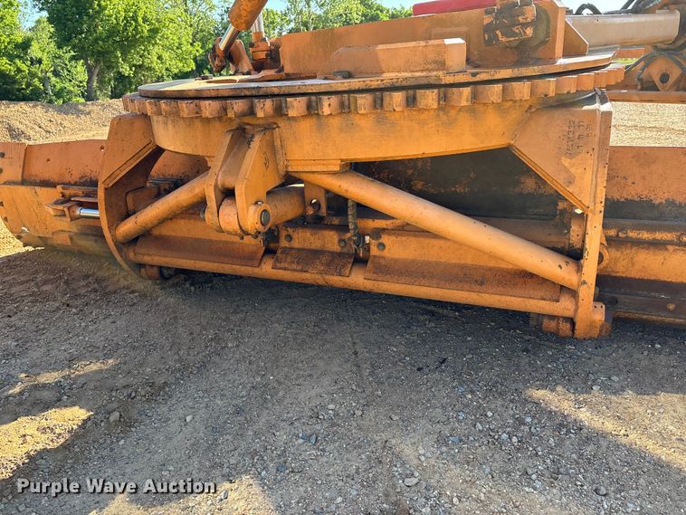 image for item DV4317 2011 Case 865B motor grader