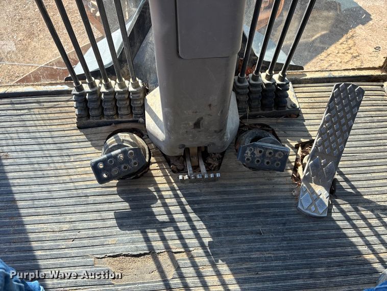 image for item DV4317 2011 Case 865B motor grader