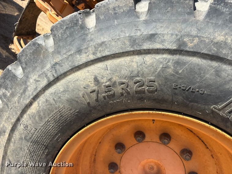 image for item DV4317 2011 Case 865B motor grader