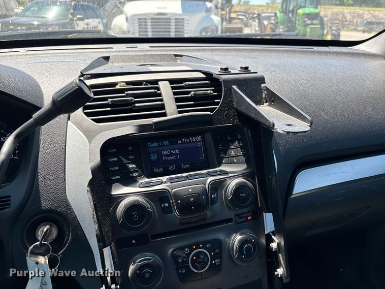 image for item DV4328 2013 Ford Explorer Police Interceptor SUV