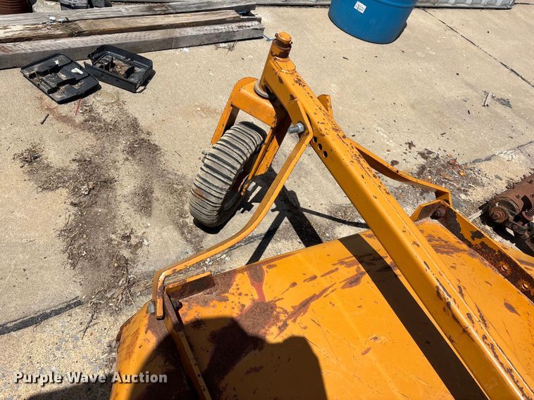 image for item DV4330 1998 Woods MD172-1 rotary mower