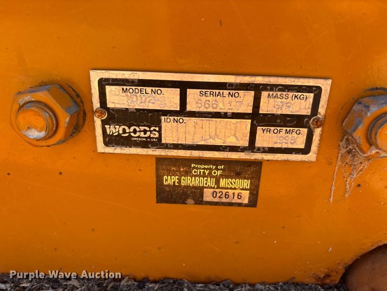 image for item DV4330 1998 Woods MD172-1 rotary mower