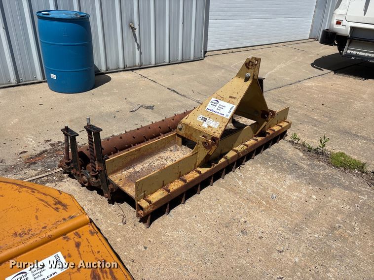 image for item DV4331 Land Pride SP3072 soil pulverizer